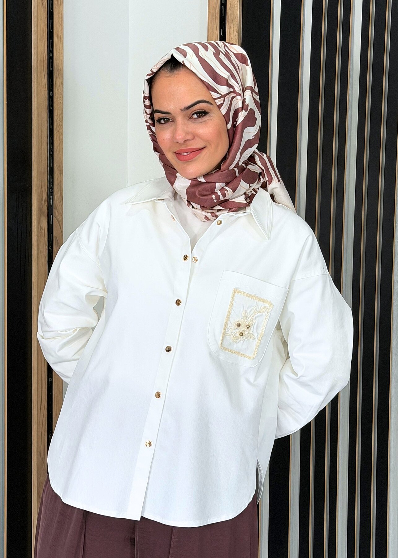 Ceremony Cebi Çiçek Nakış Detaylı Çıtçıtlı Bluz EKRU - 2