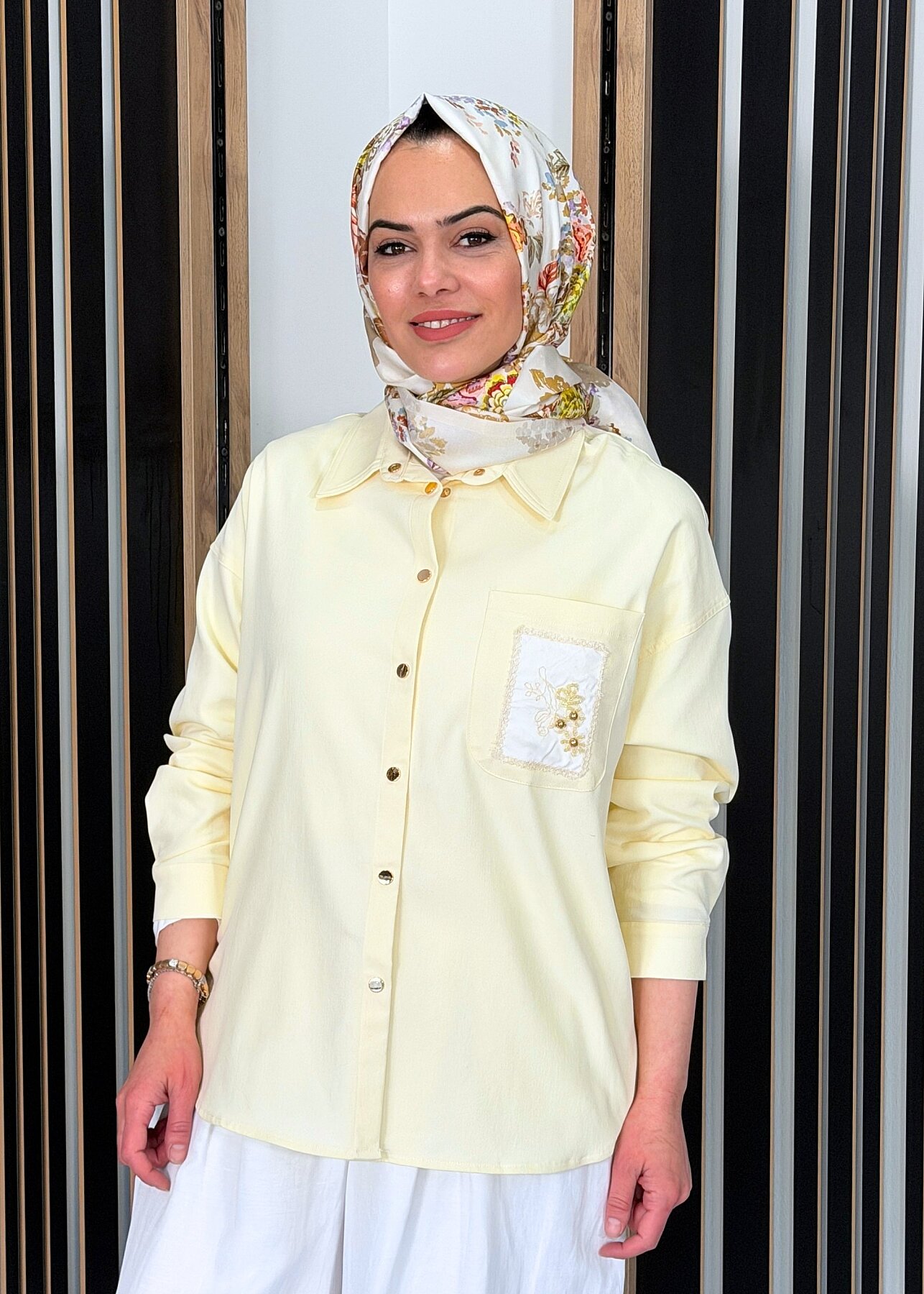 Ceremony Cebi Çiçek Nakış Detaylı Çıtçıtlı Bluz SARI - 1