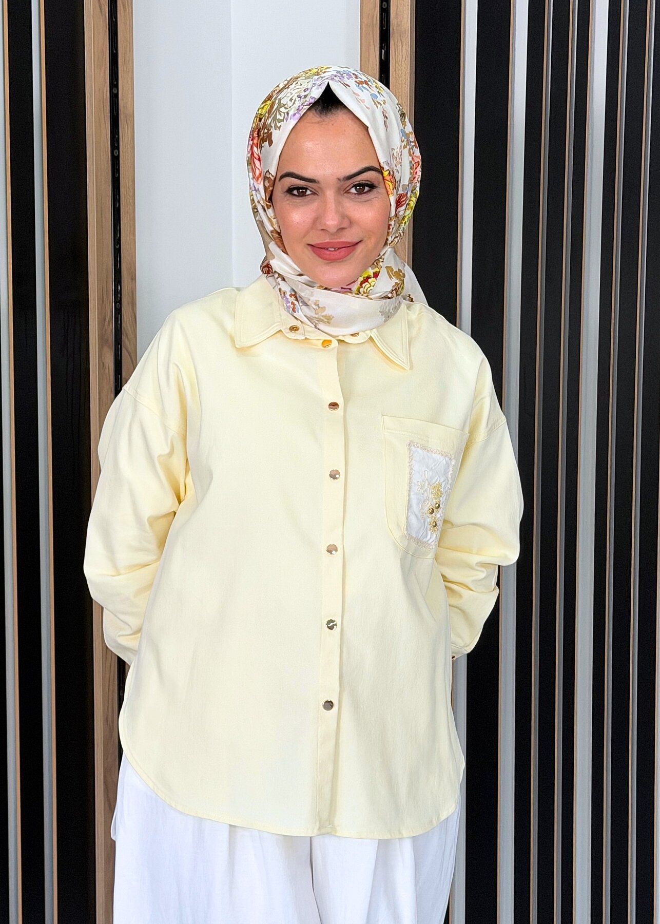 Ceremony Cebi Çiçek Nakış Detaylı Çıtçıtlı Bluz SARI - 2