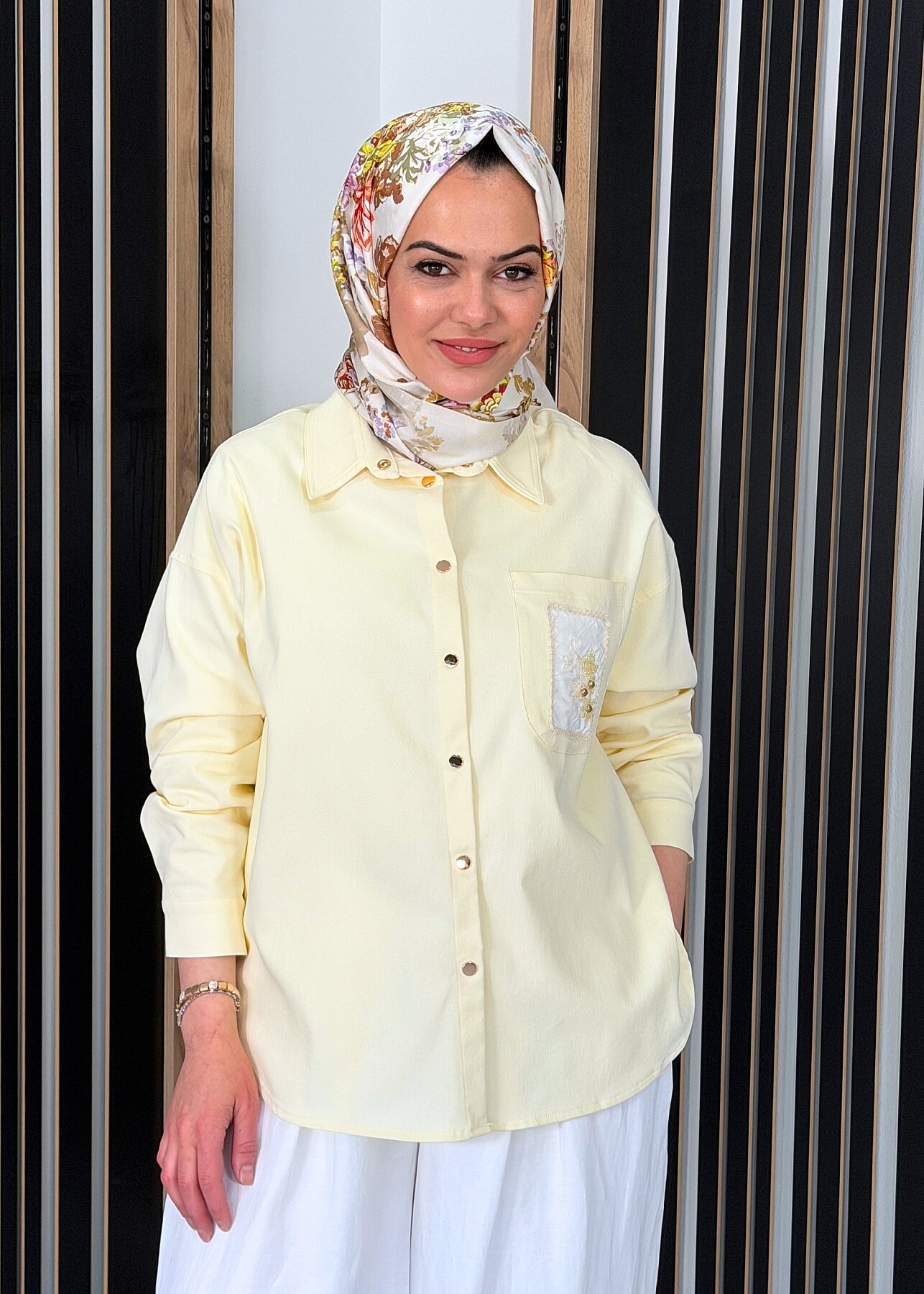 Ceremony Cebi Çiçek Nakış Detaylı Çıtçıtlı Bluz SARI - 3