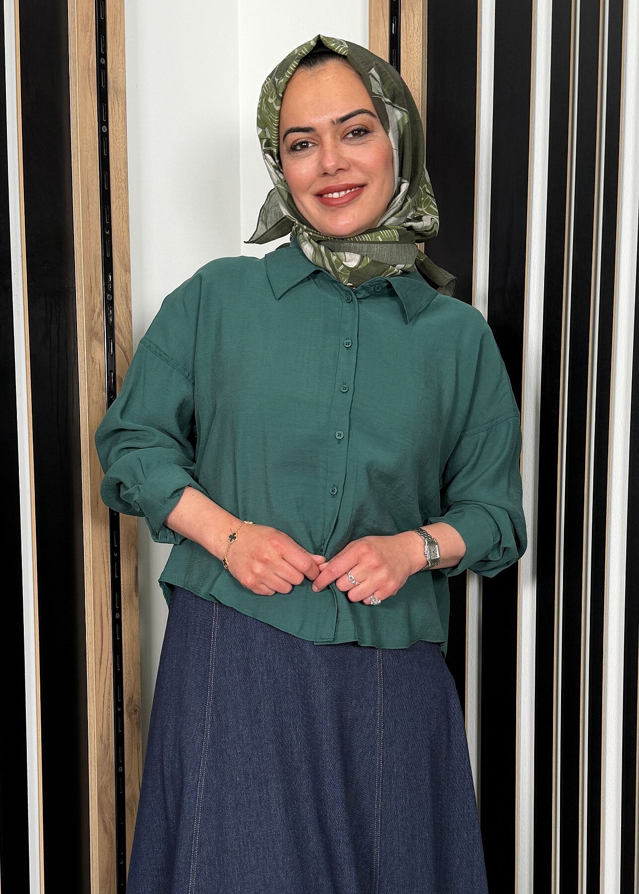 Ceremony Kolları Düğme Detaylı Miranda Kısa Gömlek ZÜMRÜT - 4