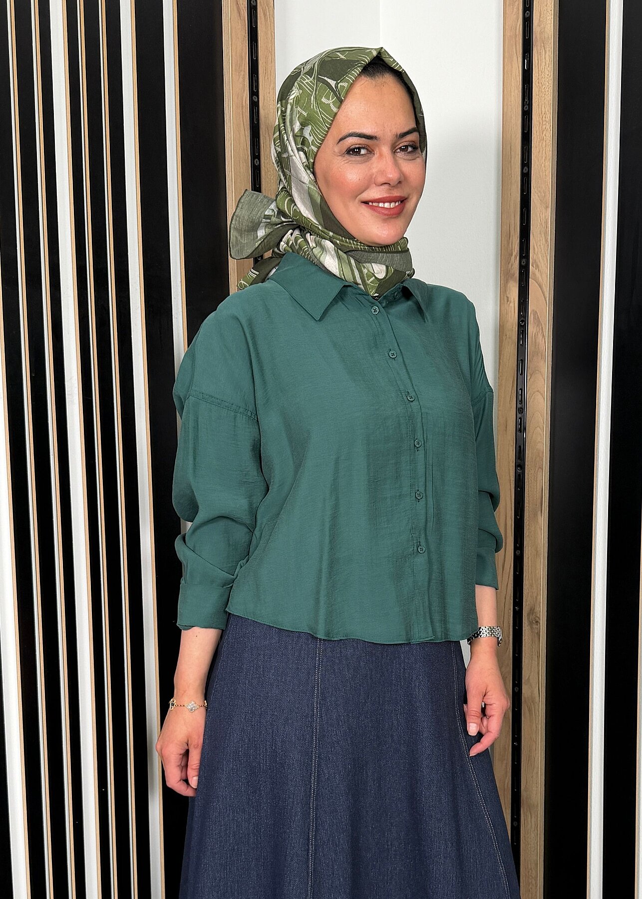 Ceremony Kolları Düğme Detaylı Miranda Kısa Gömlek ZÜMRÜT - 5