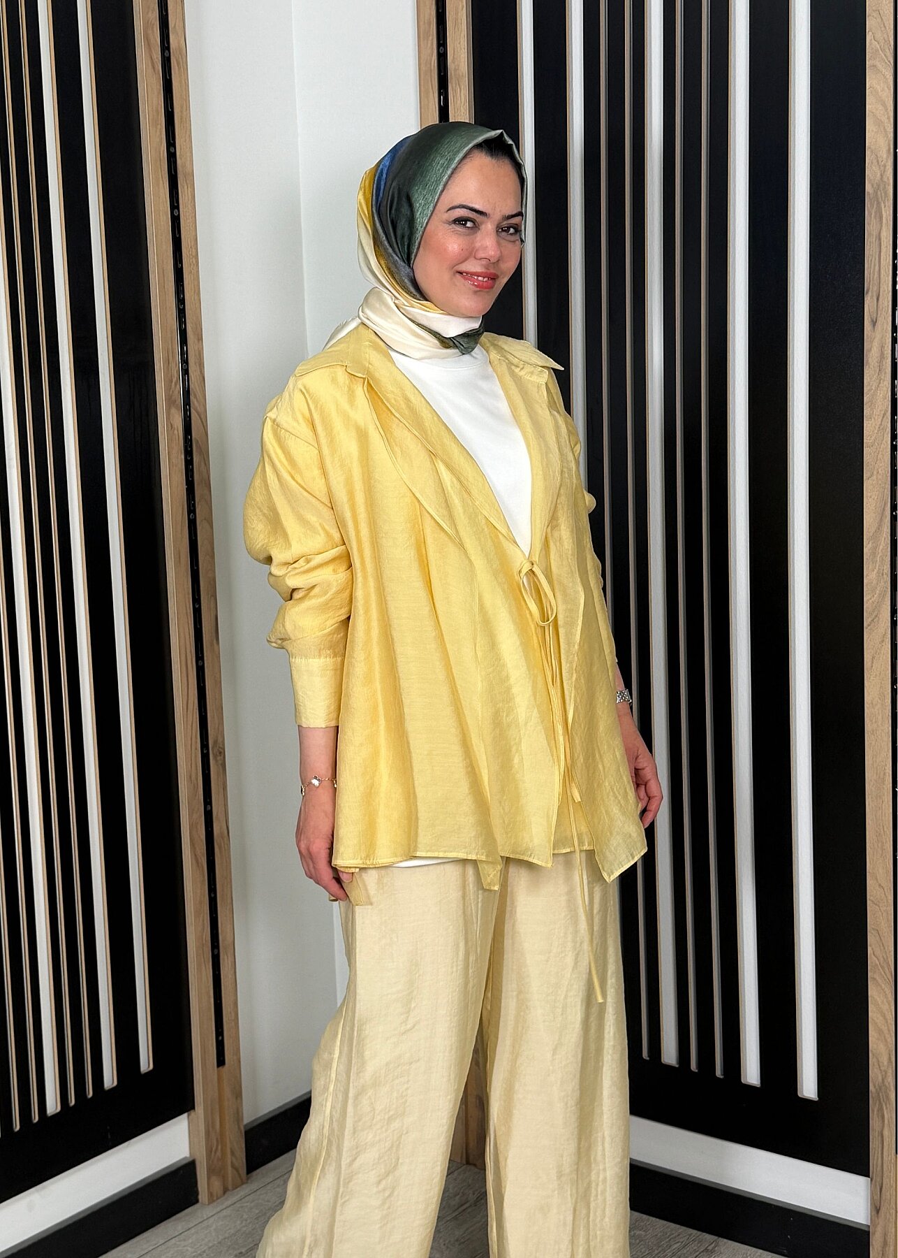 Ceremony Önden İki Kat ve Bağlamalı Nil Bluz SARI - 2