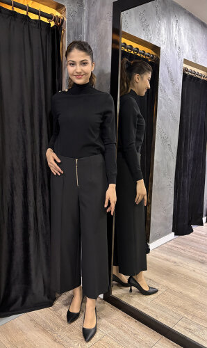 Sentez Queen Kısa Geniş Paça Pantolon SİYAH