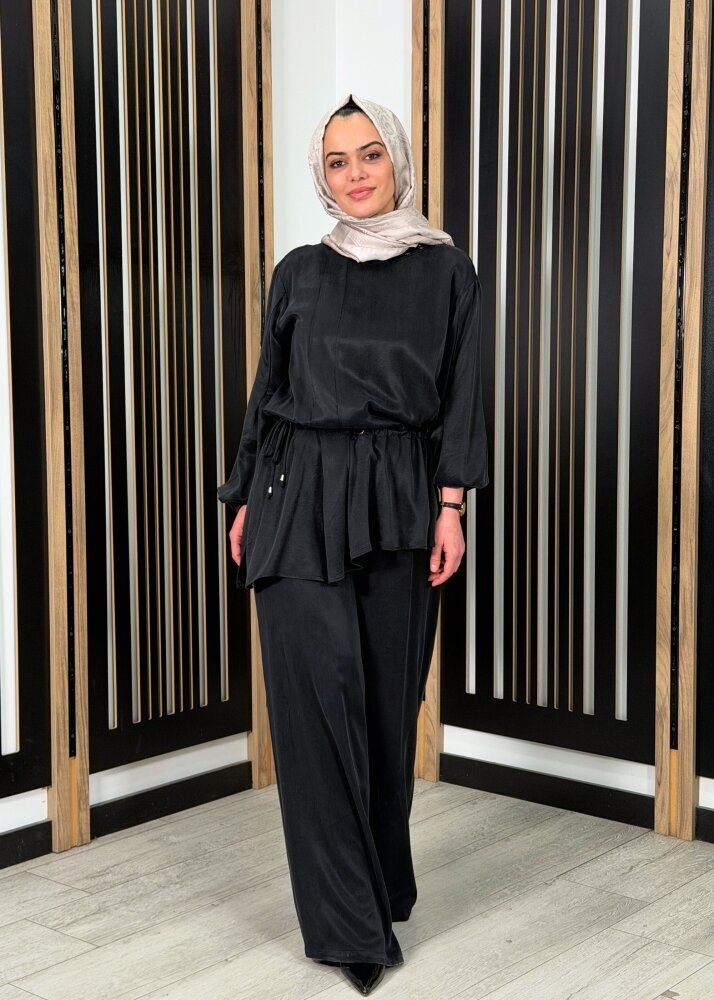 Clande Arkası Lastikli Bol Paça Pantolon SİYAH