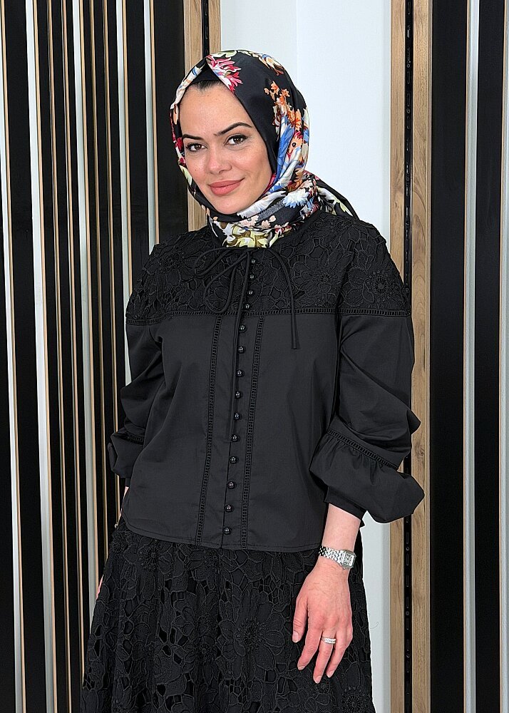 Clande Brode Detaylı Gömlek SİYAH