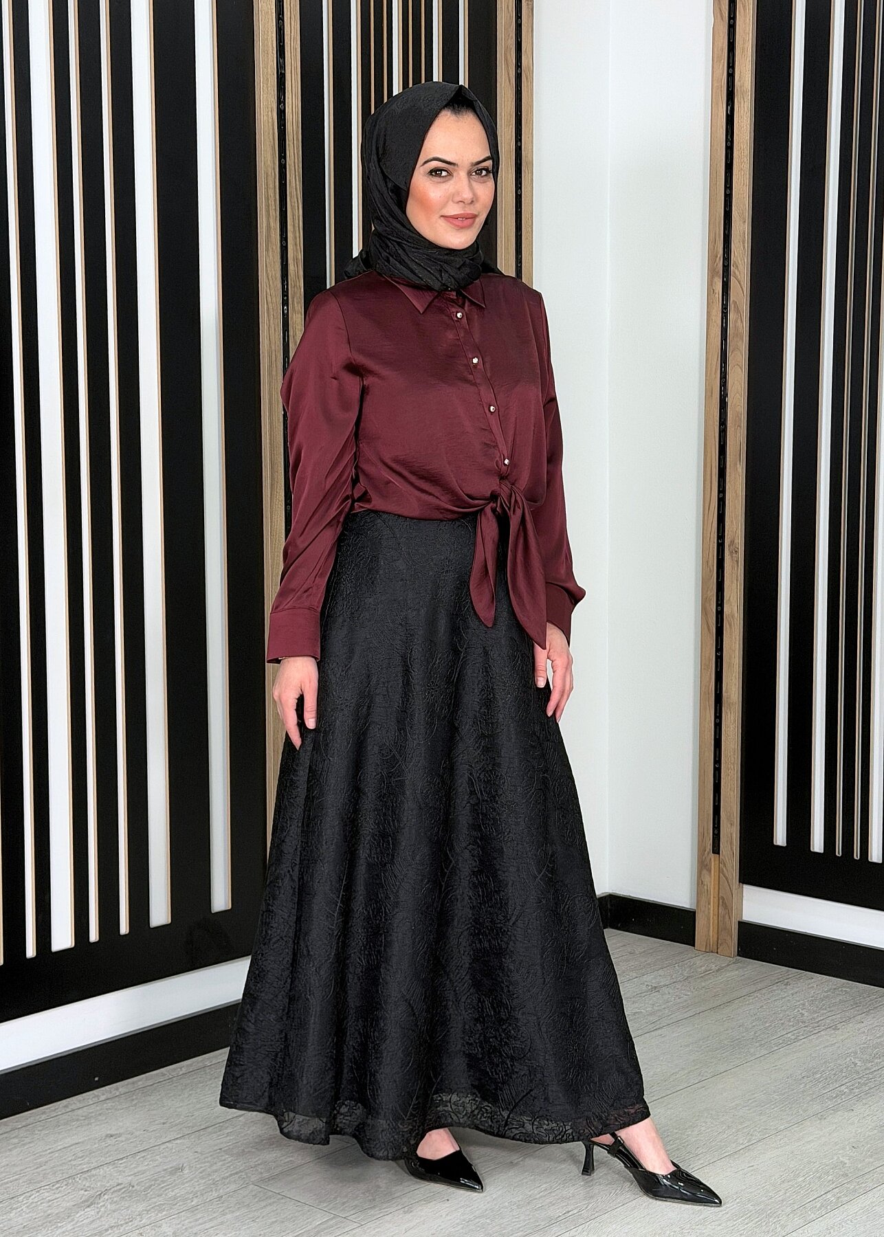 Clande Çiçek Dantel Detalı Astarlı Etek SİYAH - 1