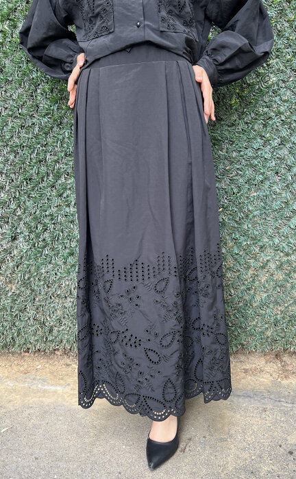 Clande Etek Ucu Dantel Detaylı Etek SİYAH - 1