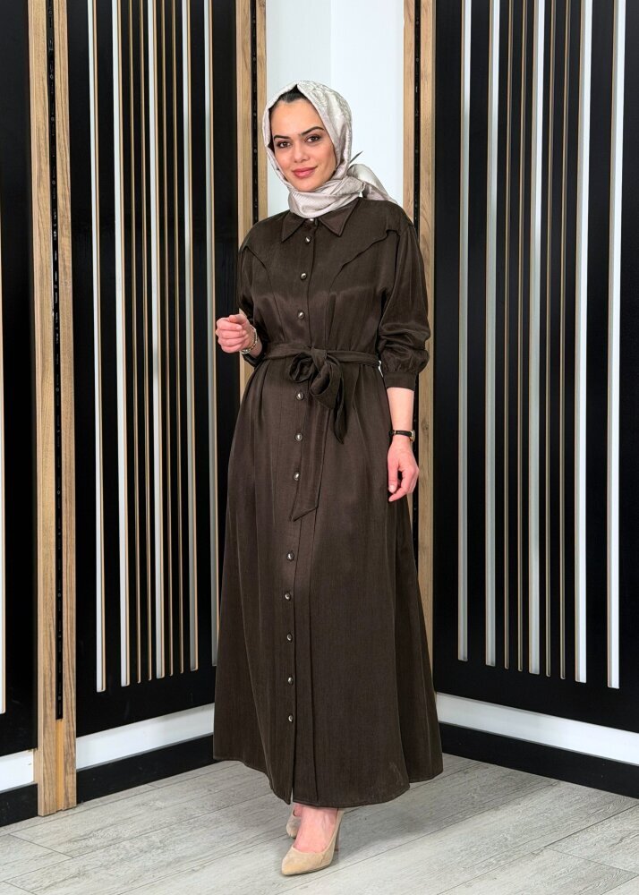 Clande Omuzu Parça Detaylı Kuşaklı Elbise KAHVE - 2