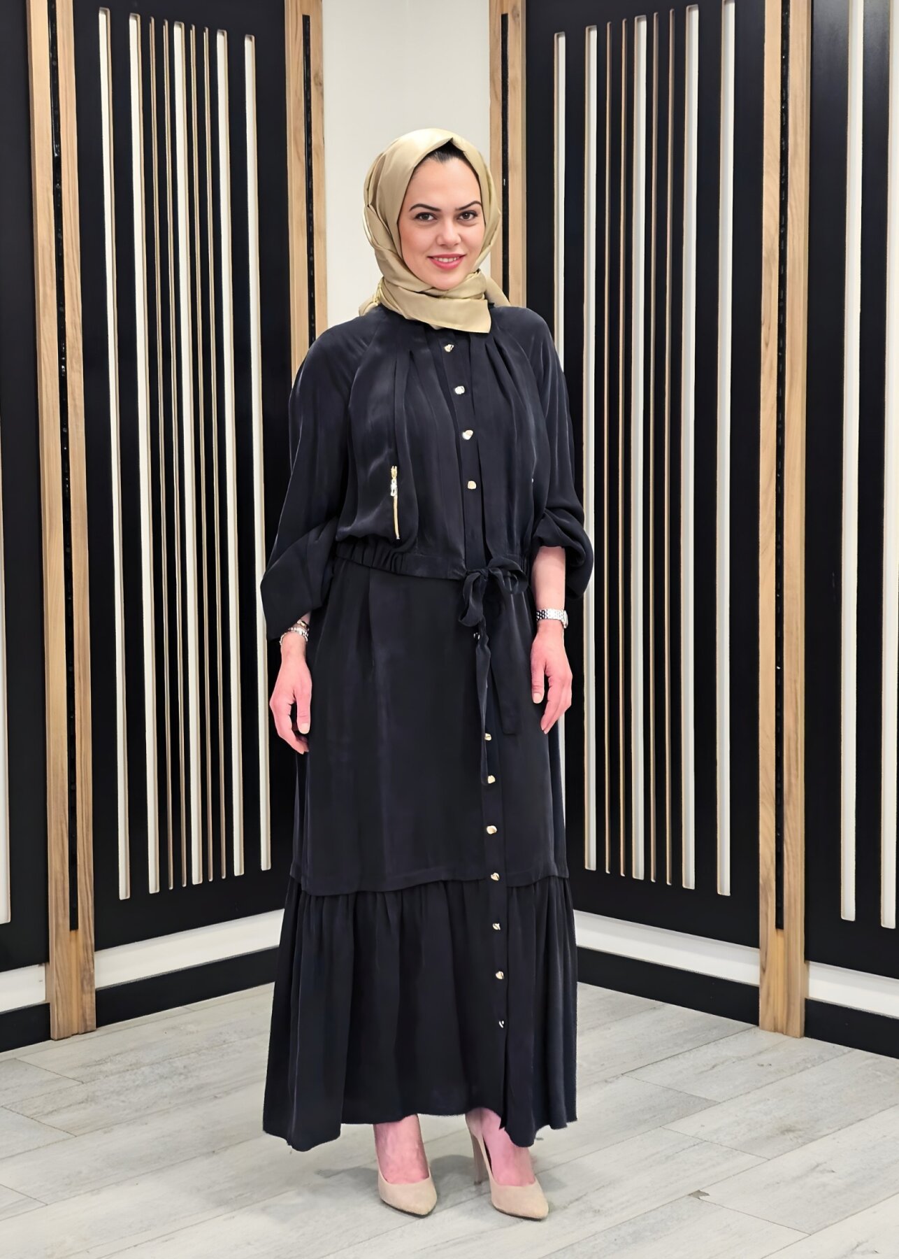 Clande Önden Düğmeli ve Kapaklı Elbise SİYAH - 1