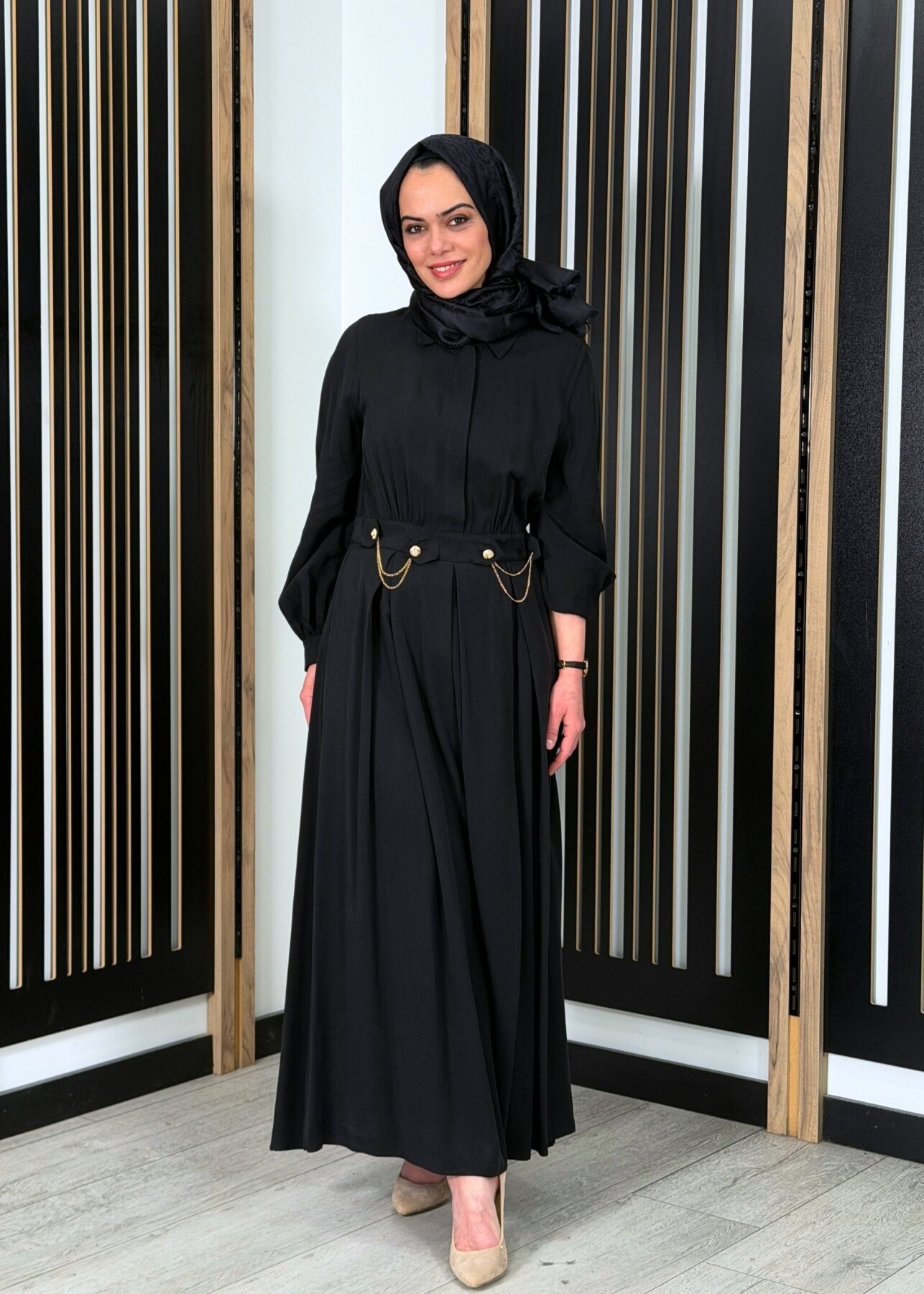 Clande Önü Zincir Detaylı Arkası Lastikli Elbise SİYAH - 2