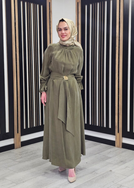 Clande Yakası Büzgülü Cupro Elbise HAKİ