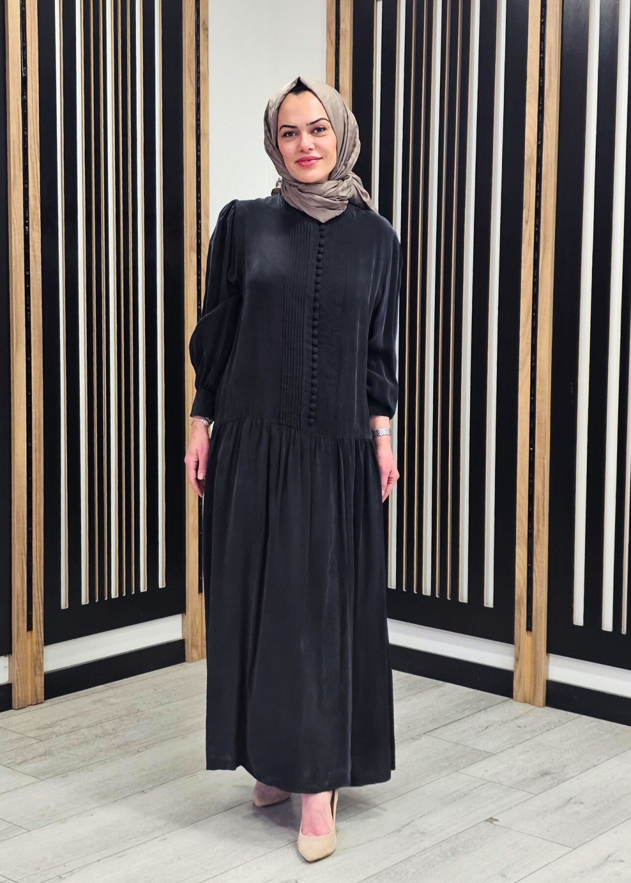 Clande Yarıya Kadar Düğmeli Elbise SİYAH - 3