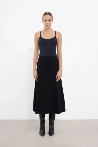 Cloche Triko Etek SİYAH - 1