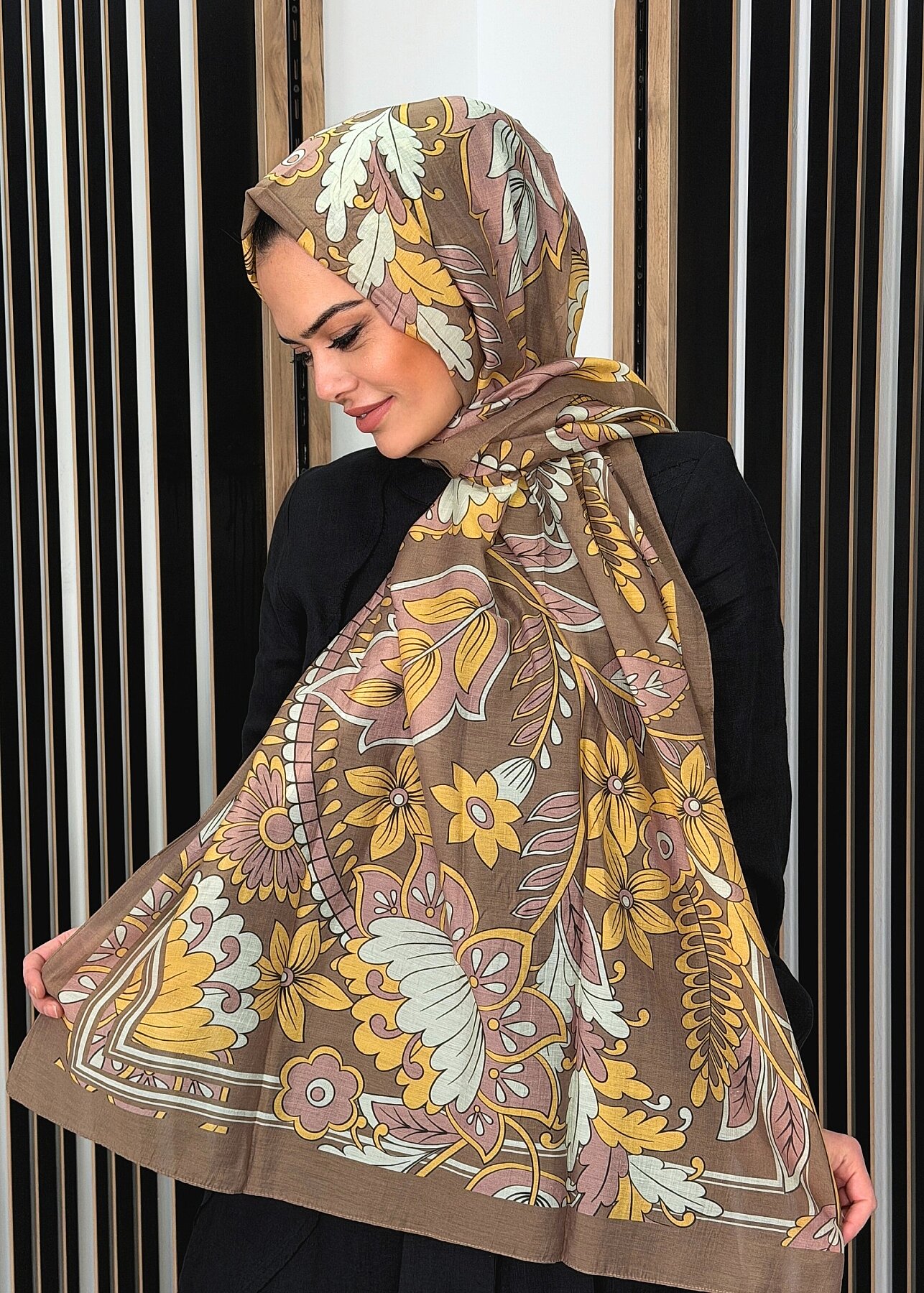 İpekevi Saray Sarmaşığı Desenli Tensel Şal VİZON - 1
