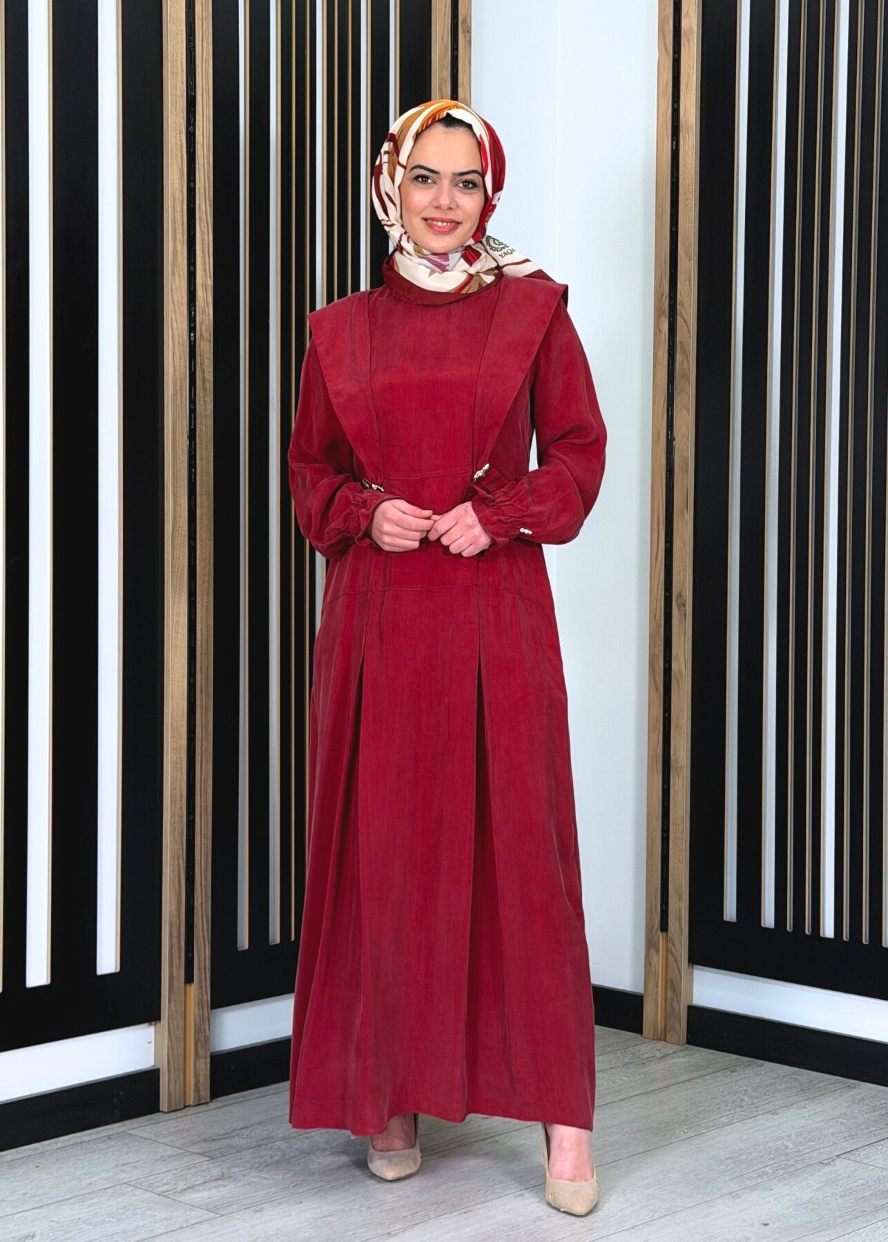 Miss Dalida Aksesuar Detaylı Cupro Elbise Cherry - 2