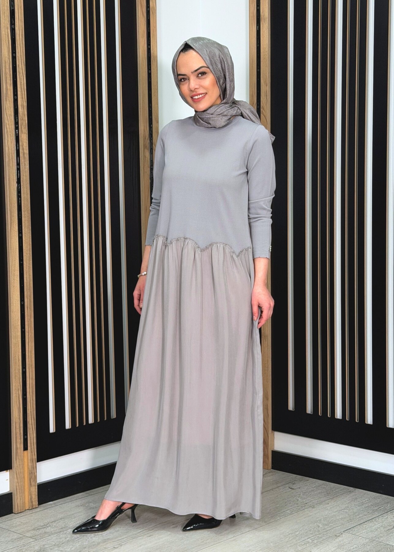 Miss Dalida Büzgü Detaylı Triko Cupro Elbise Dark Grey - 2