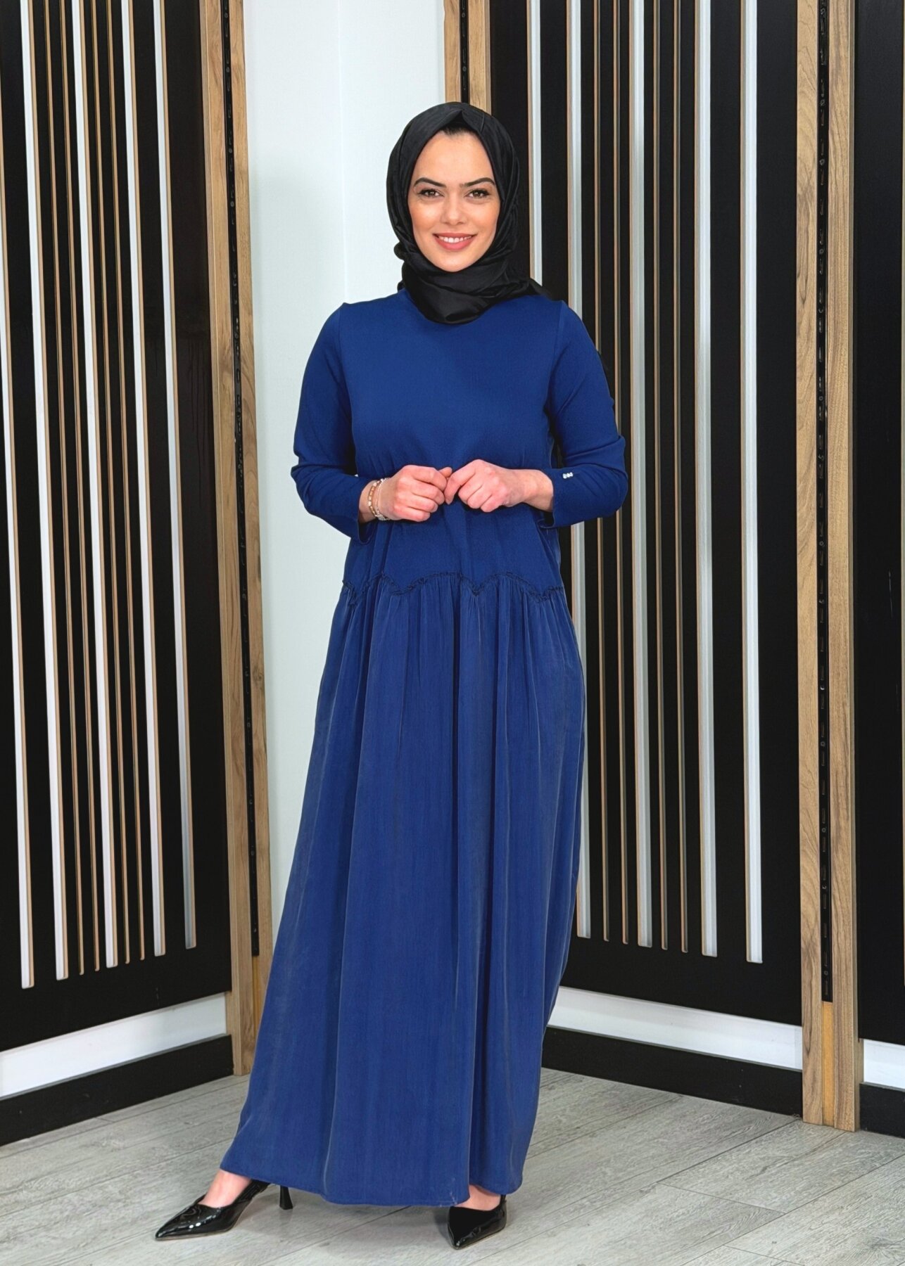 Miss Dalida Büzgü Detaylı Triko Cupro Elbise Navy - 3