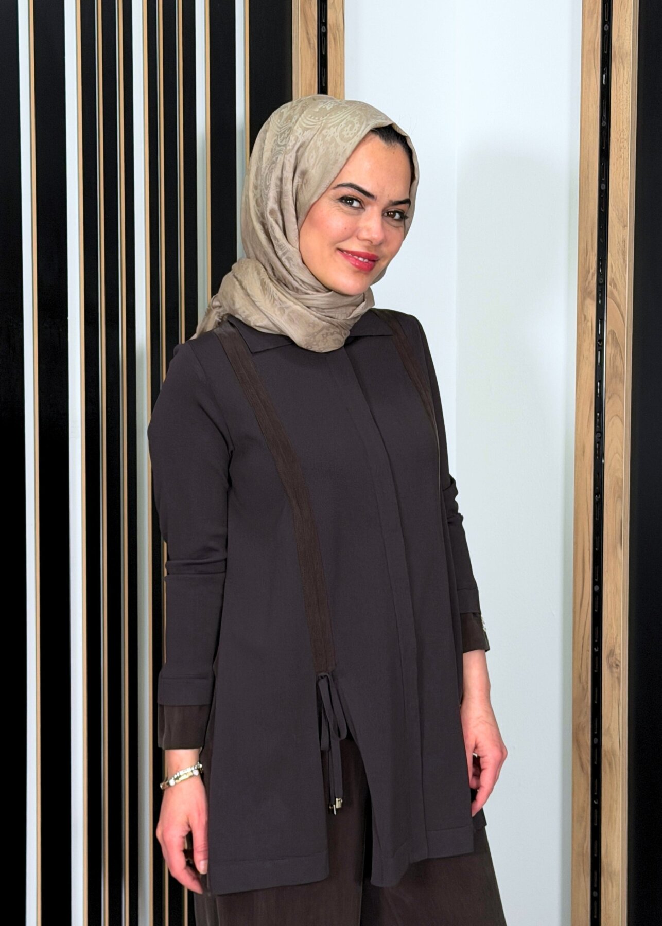 Miss Dalida Büzgü Detaylı Triko Gömlek Cacao - 3