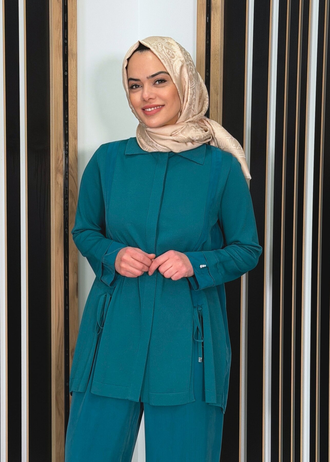 Miss Dalida Büzgü Detaylı Triko Gömlek North Sea - 3