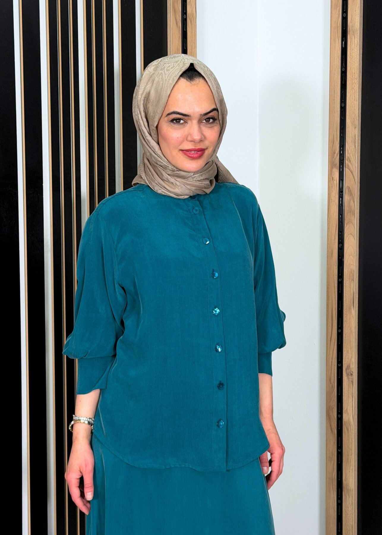 Miss Dalida Hakim Yaka Cupro Tunik North Sea - 2