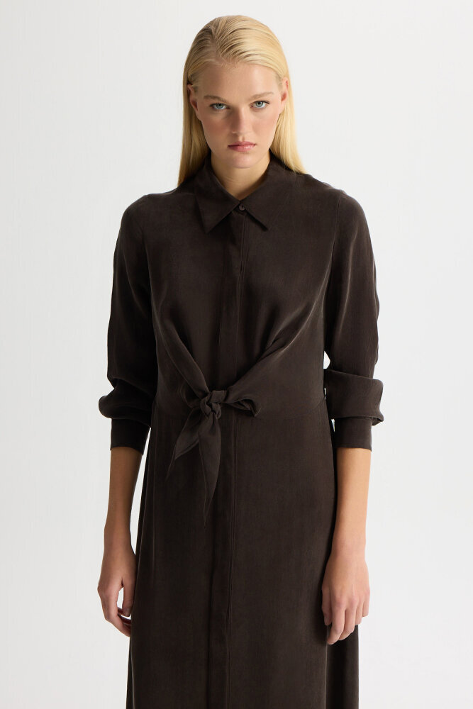 Miss Dalida Ön Kısmı Bağlama Detaylı Cupro Elbise Cacao Powder - 2