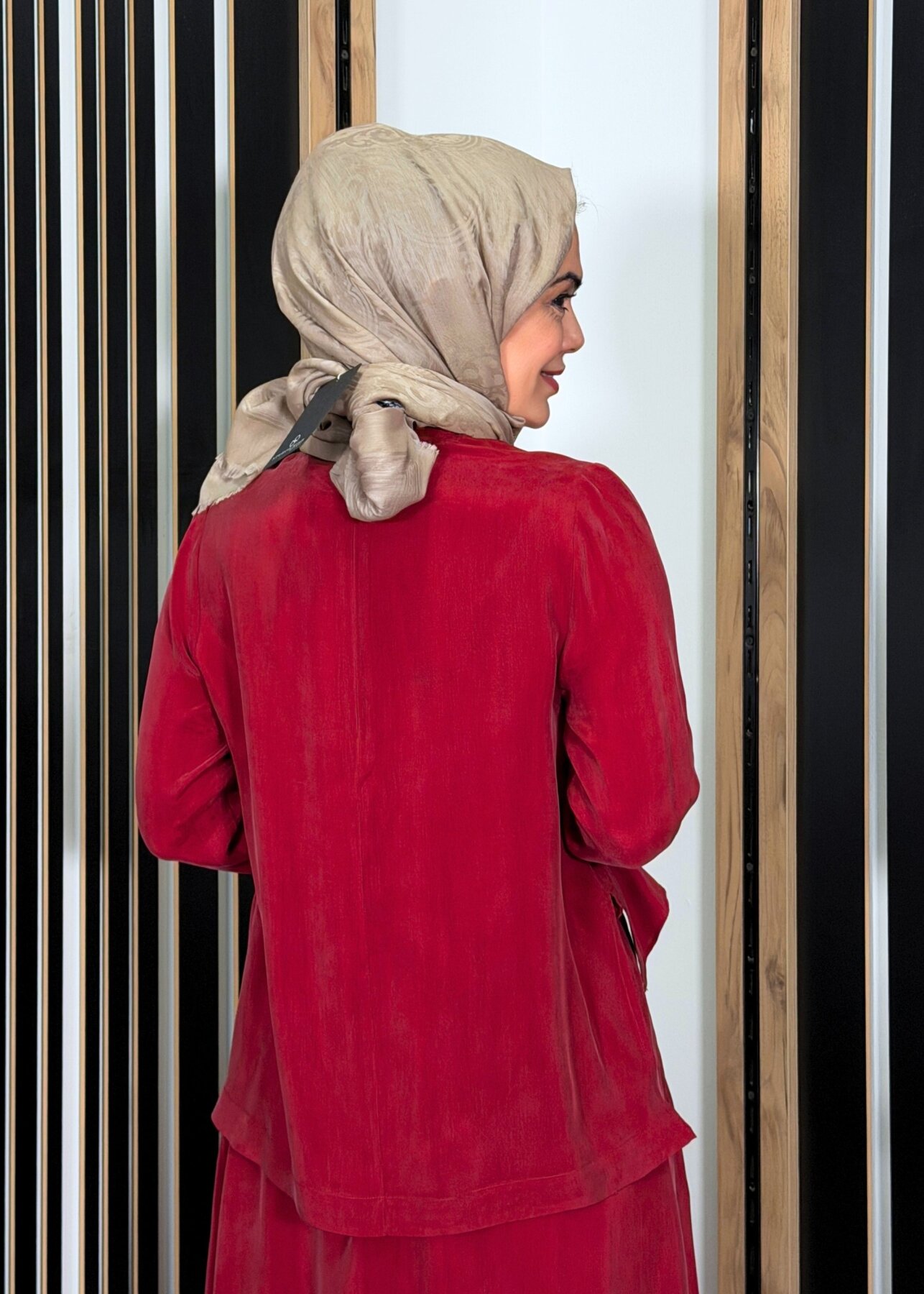 Miss Dalida Ön Kısmı Hareketli Cupro Tunik Cherry - 4