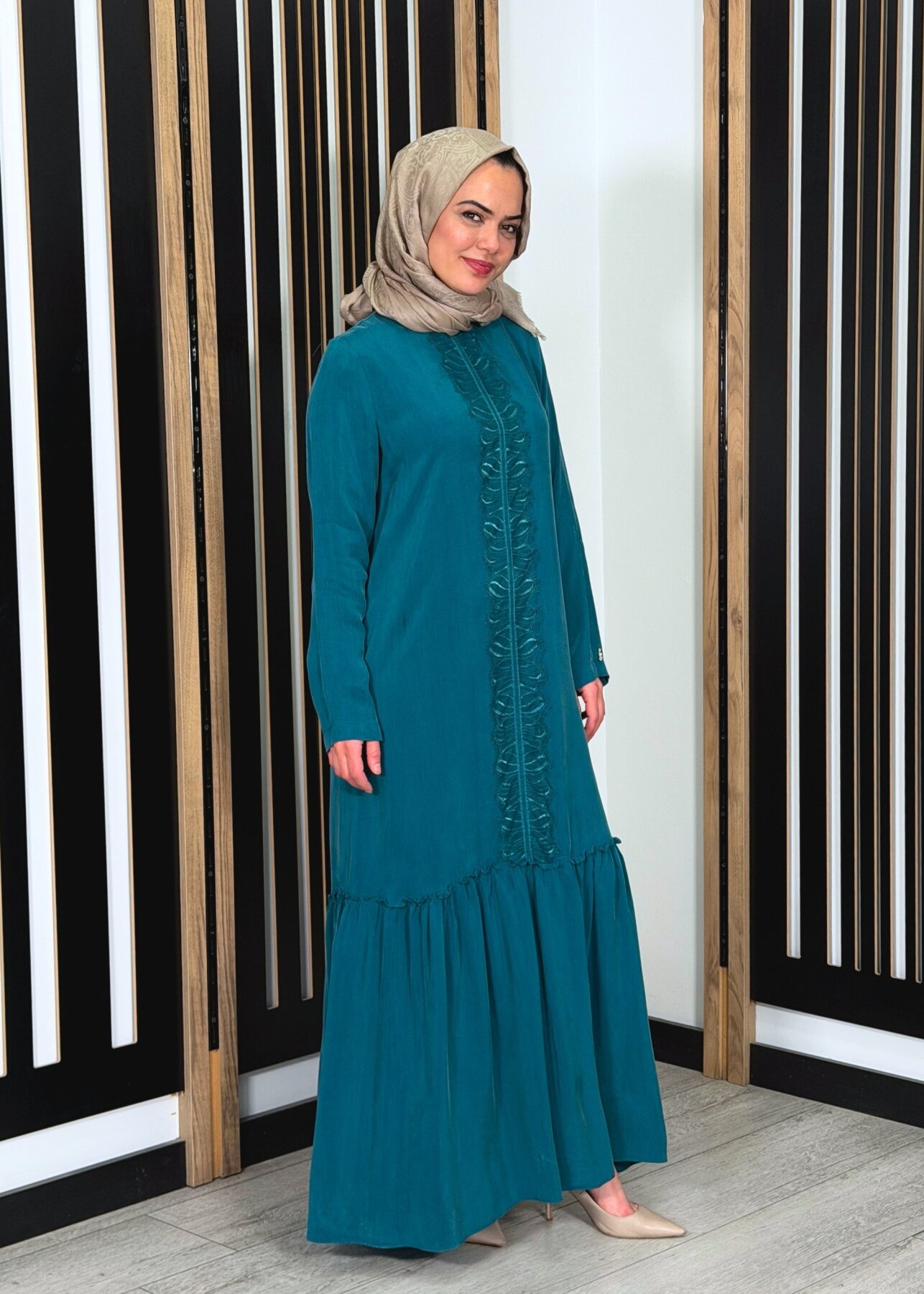 Miss Dalida Önü Dantelli Cupro Elbise North Sea - 1