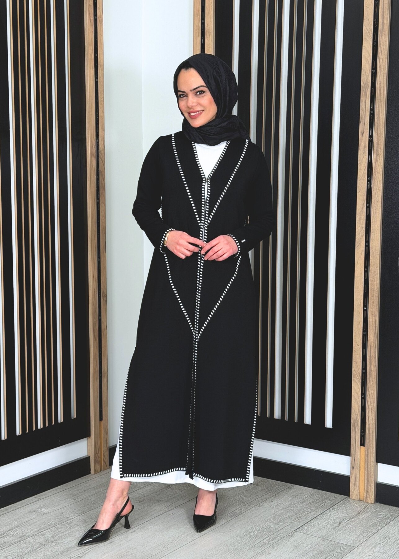 Miss Dalida Tiktak Detaylı Düz Renk Triko Hırka BLACK - 2