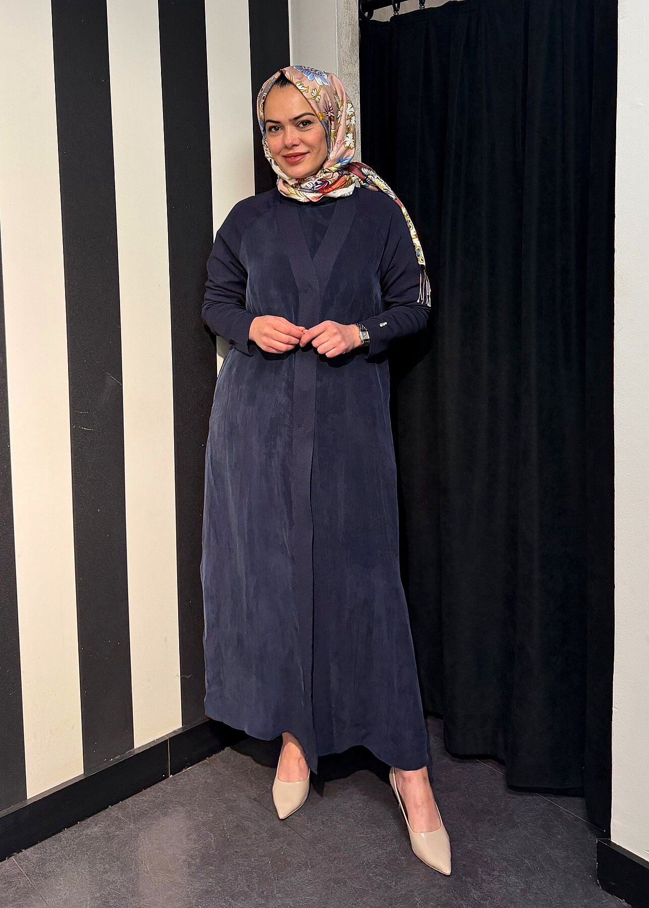 Miss Dalida Triko Detaylı V Yaka Cupro Kap Dark Navy - 1