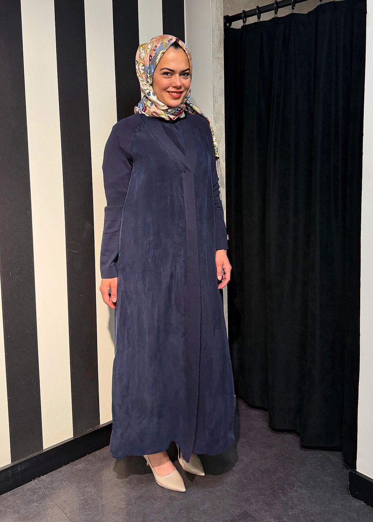 Miss Dalida Triko Detaylı V Yaka Cupro Kap Dark Navy - 5