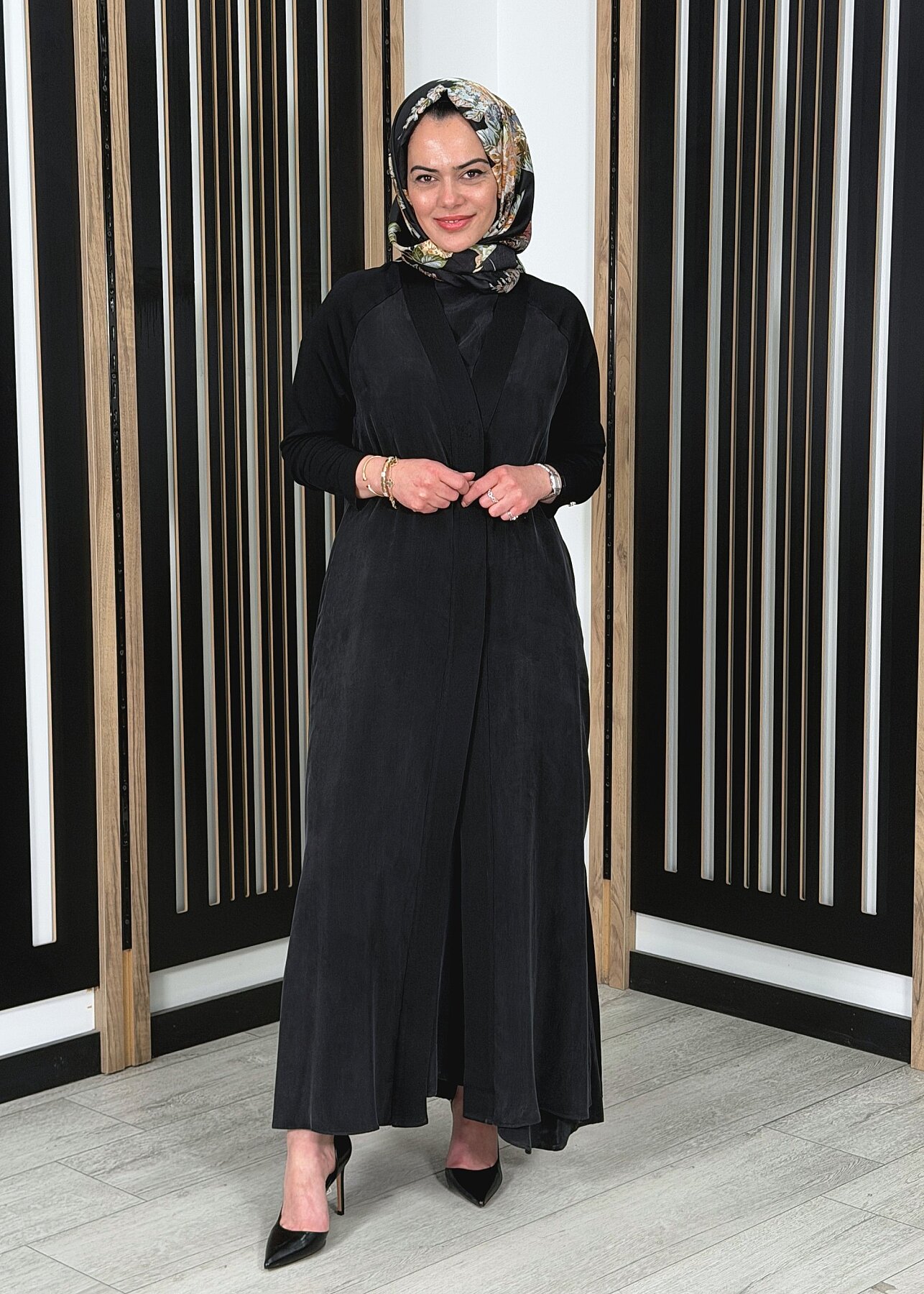 Miss Dalida Triko Detaylı V Yaka Cupro Kap SİYAH - 3