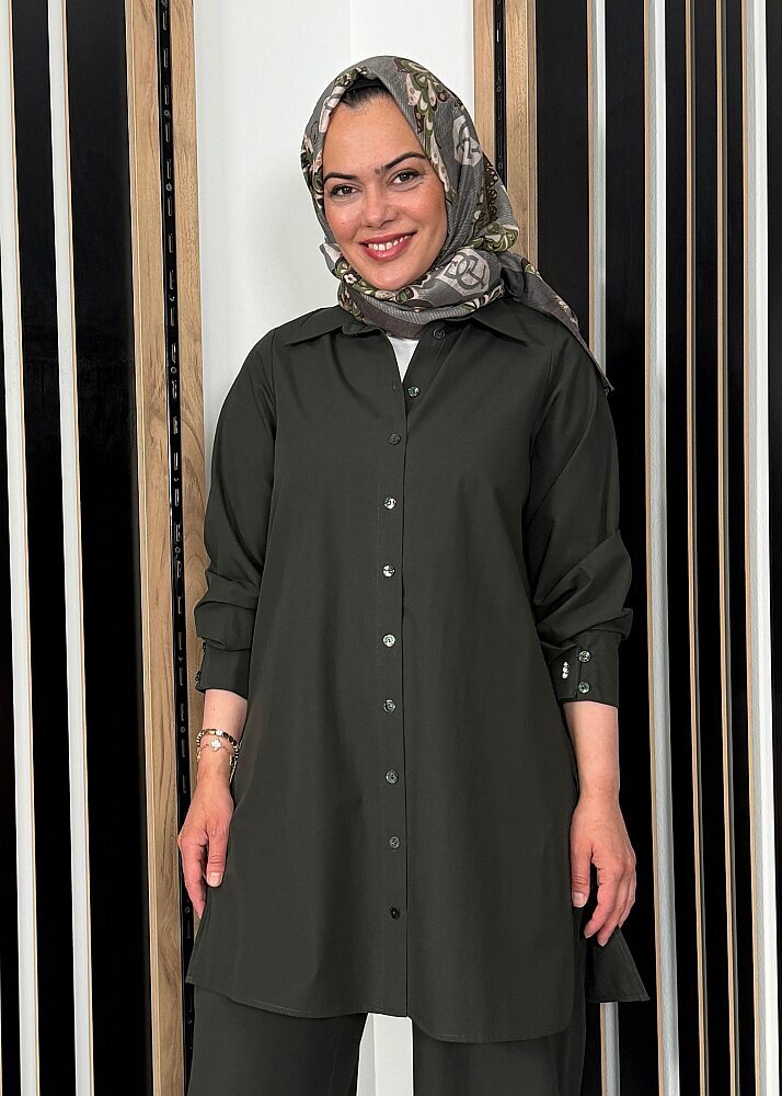 Miss Dalida Yanları Yırtmaçlı Düz Renk Poplin Gömlek KHAKİ
