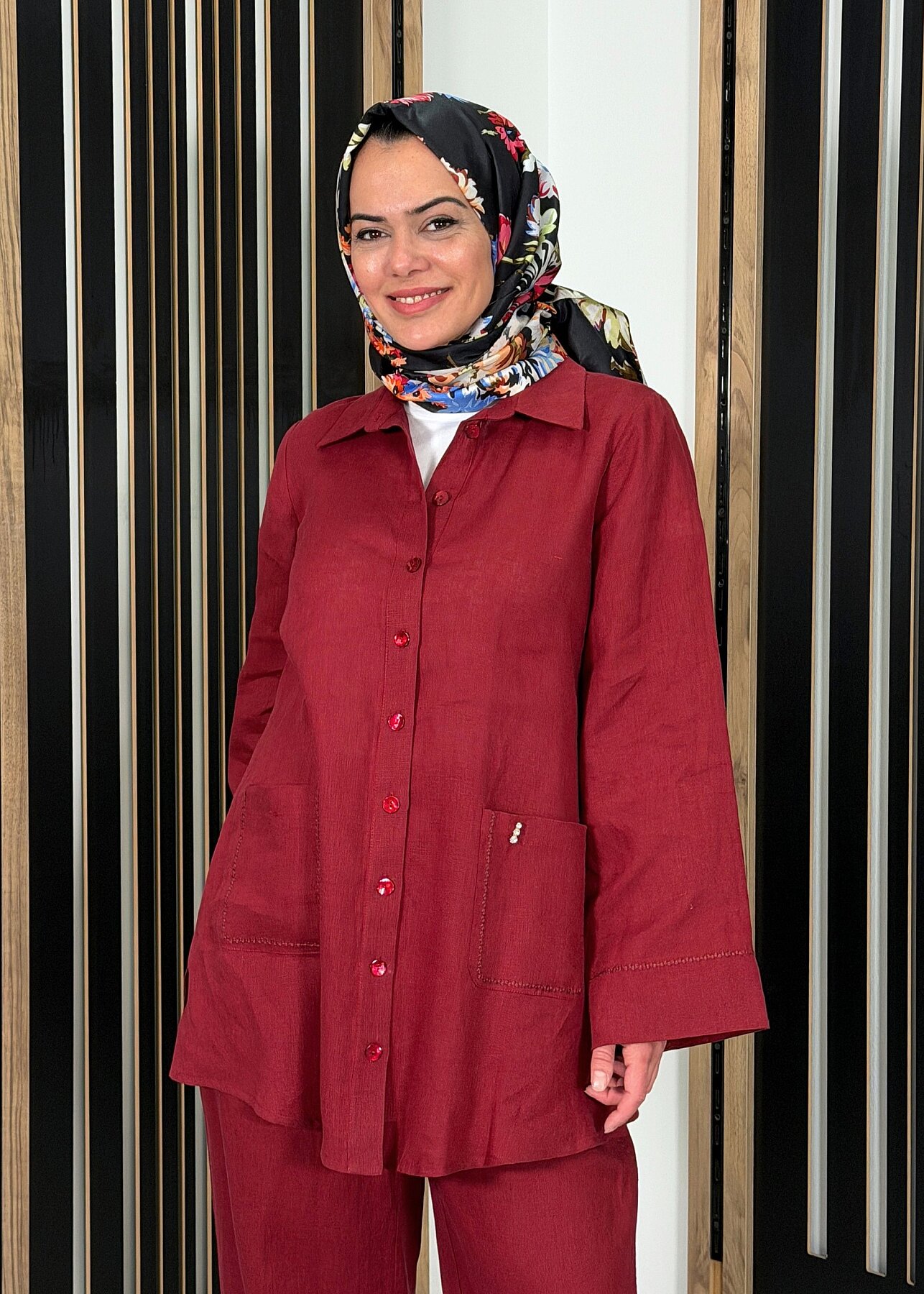 MissDalida Minimal Nakışlı Cepli Keten Gömlek Cherry - 2