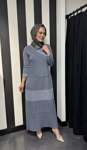 MissDalida V Yaka Triko Elbise Bullet - 3