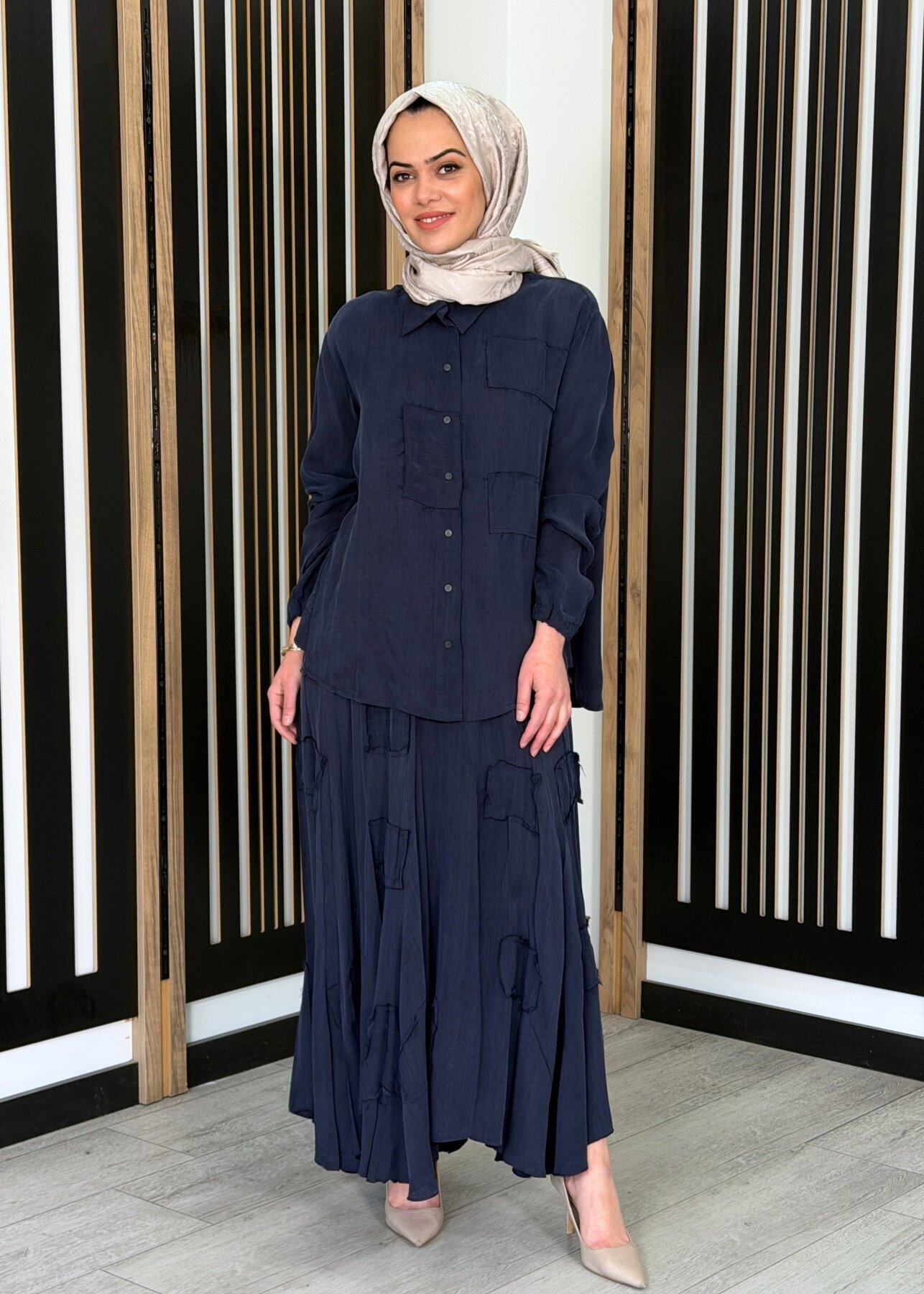 MissWhence Asimetrik Dikişli Etekli Takım LACİVERT - 1