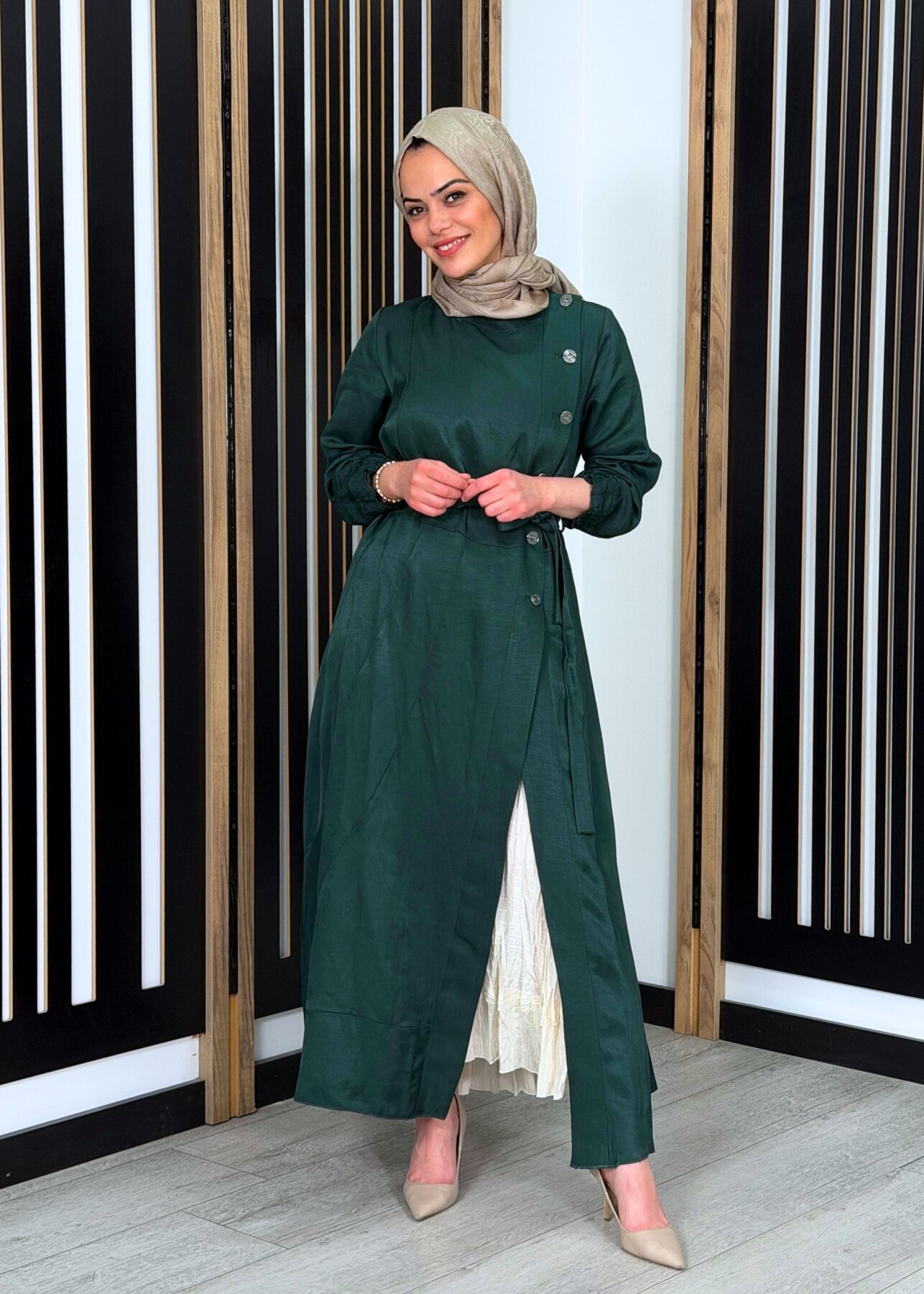 MissWhence Düğme Detaylı Elbise YEŞİL - 1