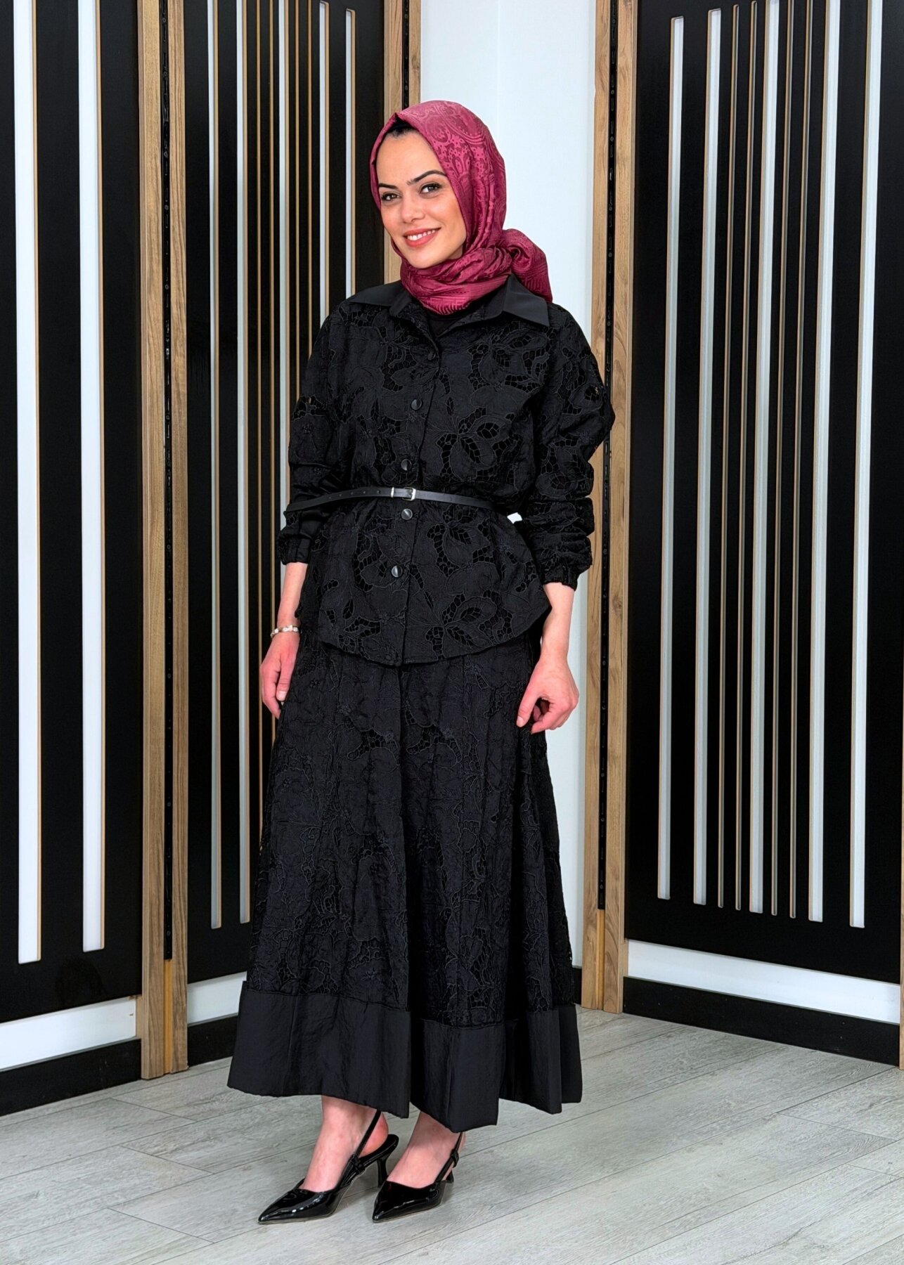 MissWhence Güpürlü Etekli Takım SİYAH - 1