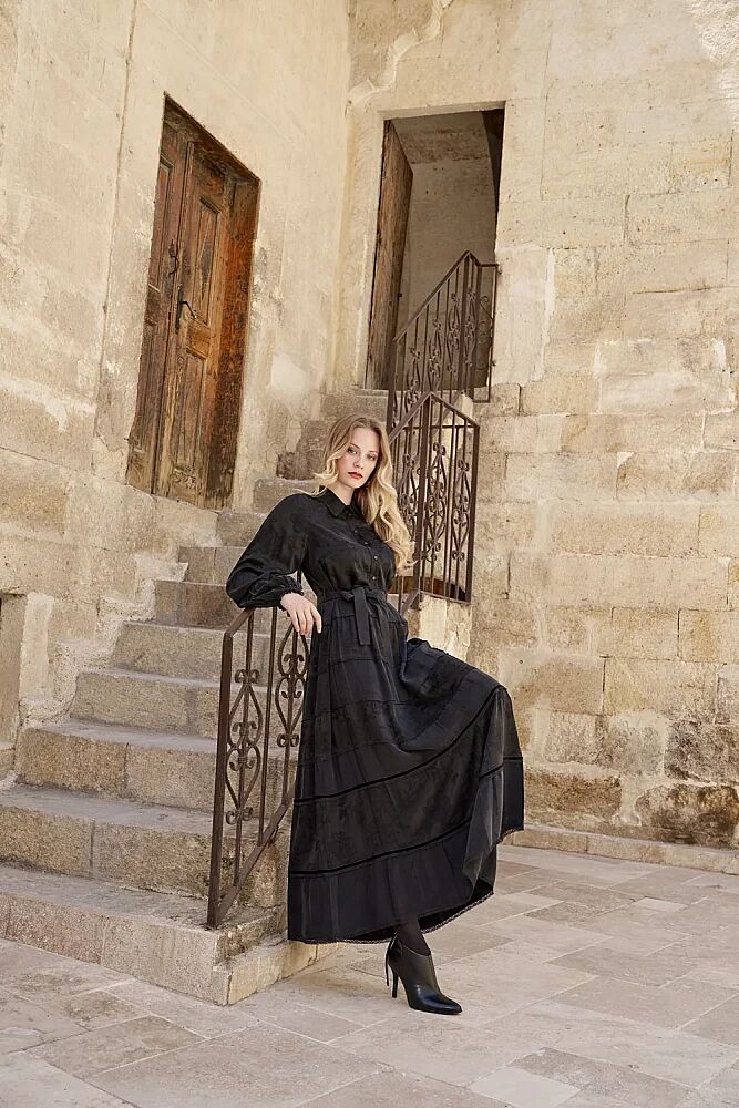 MissWhence Kendinden Desenli Kat Kat Elbise SİYAH - 3