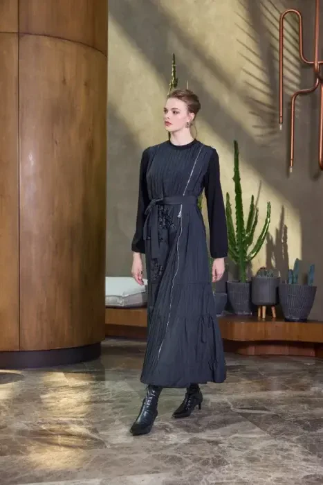 MissWhence Önü Fermuarlı Tafta Elbise SİYAH - MİSSWHENCE