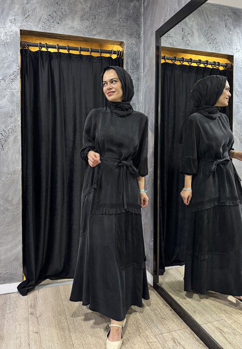 MissWhence Şallı Dantel Detaylı İpek Elbise SİYAH - 3