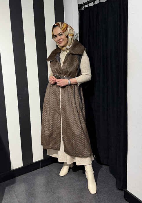 MissWhence Yakası Kürk Detaylı Kemerli Yelek KAHVE - 2