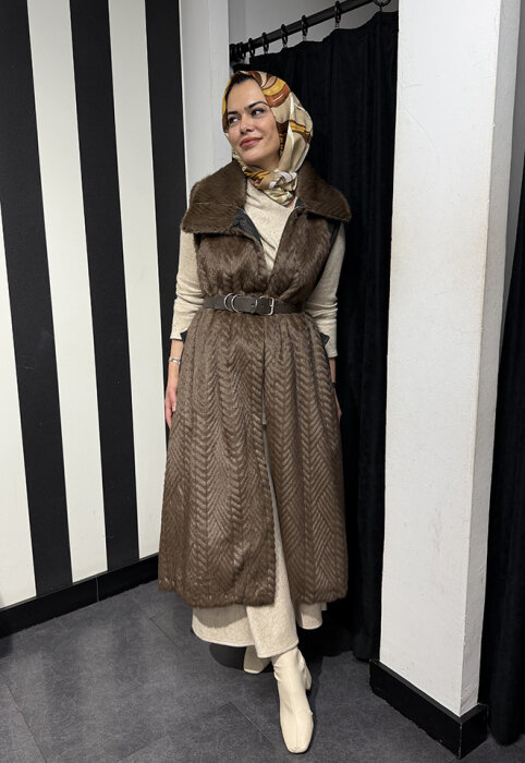 MissWhence Yakası Kürk Detaylı Kemerli Yelek KAHVE - 3