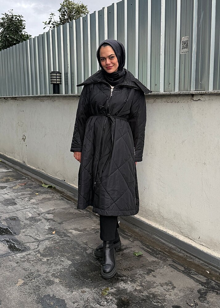 MissWhence Yakası Yazı Baskılı Şişme Mont SİYAH - 2