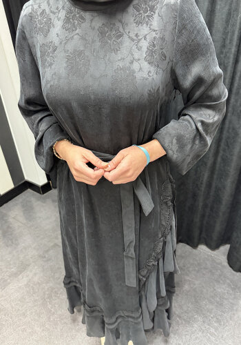 MissWhence Yandan FırFırlı Detaylı Elbise SİYAH - 5