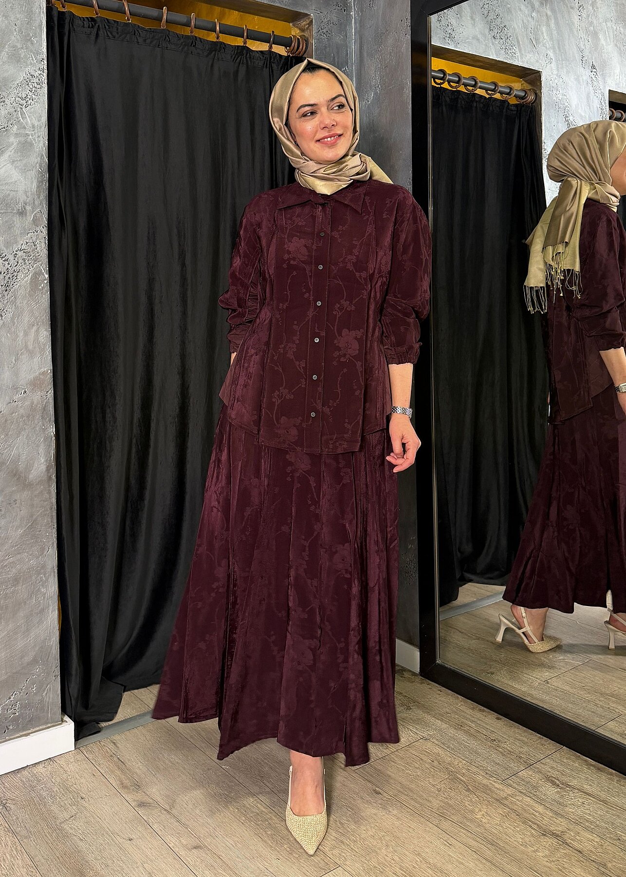MissWhence Yanları Kapitone Detaylı Kendinden Desenli Takım BORDO - 4