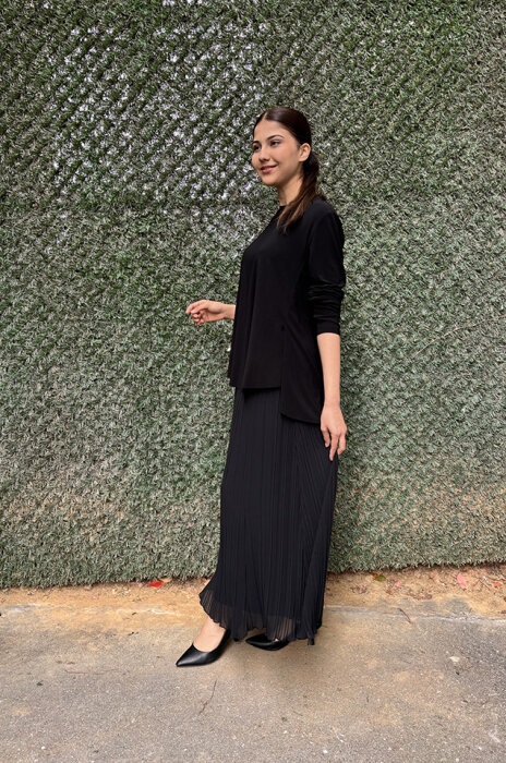 Noi Krep Jarse Önü Kısa Arkası Uzun Bluz SİYAH - 4