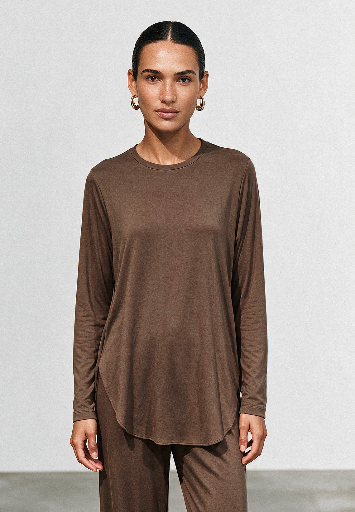 Noi Rayon Yuvarlak Yırtmaçlı Bluz KAHVE - 1