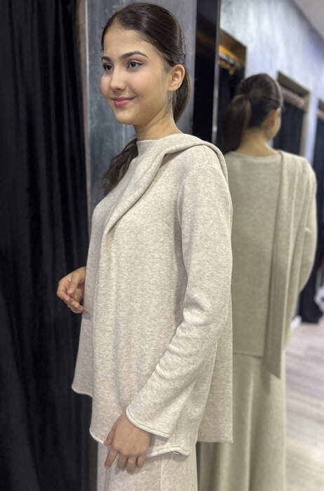 Noi Triko Angora Yuvarlak Yakadan Fularlı Bluz BEJ - 2