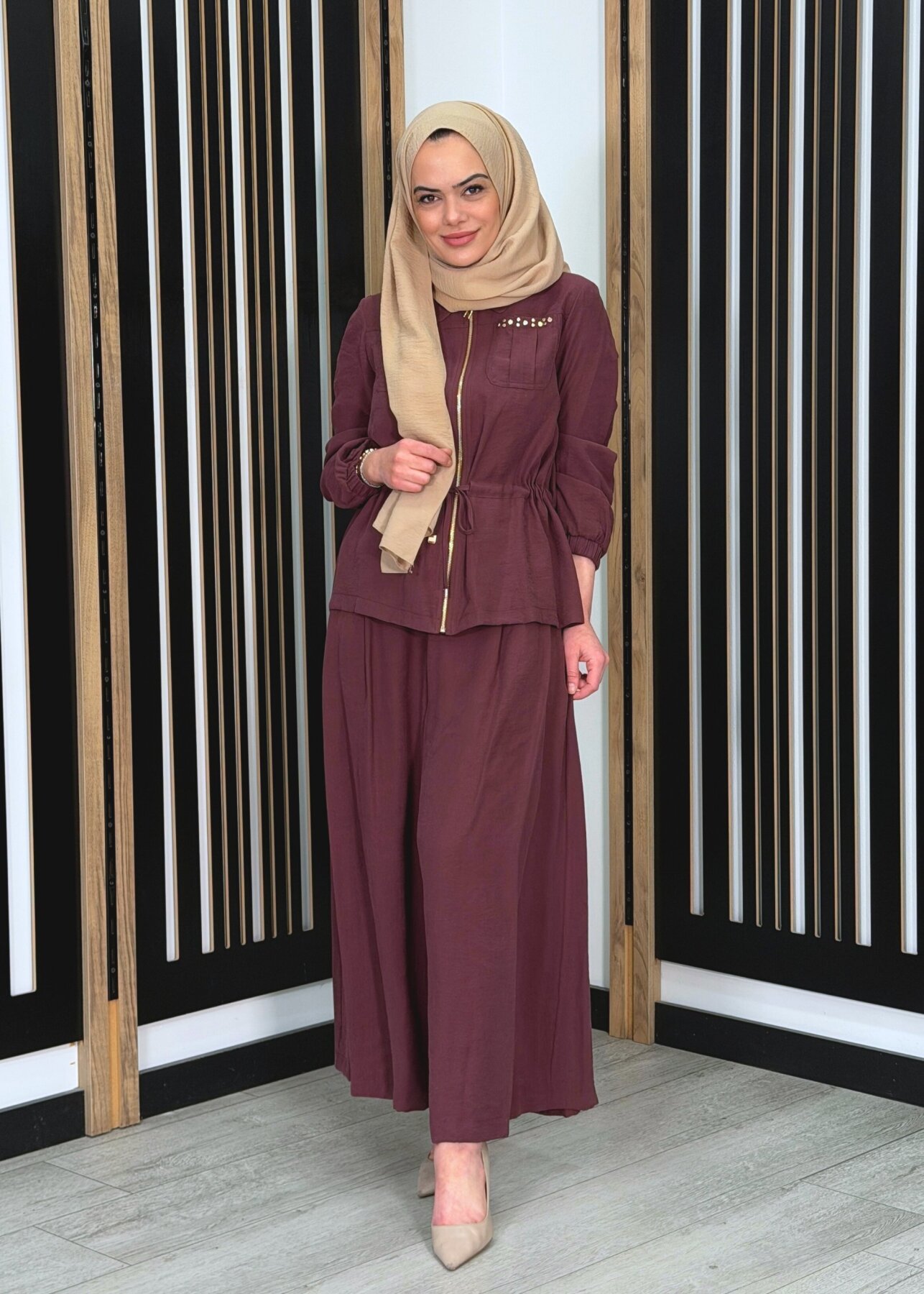 Nuss Belden Büzgülü Zımba Detaylı Pantolonlu Takım BORDO - 1